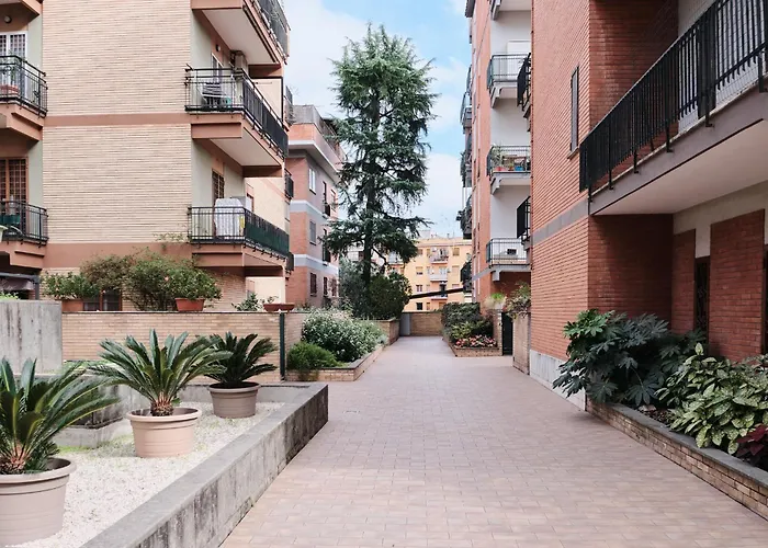 Parcheggio Gratuito, Wi-fi -netflix&ac Roma